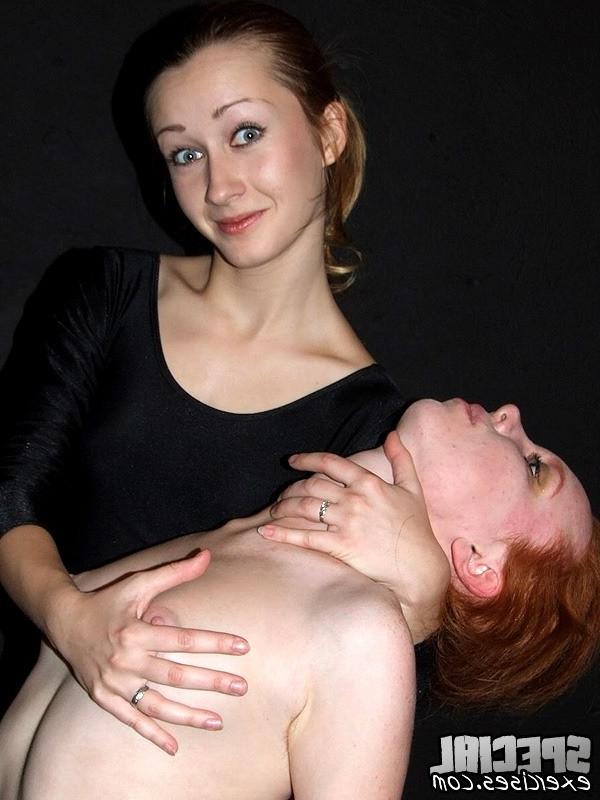 15P Lesbi trainer humiliates her flexible trainee