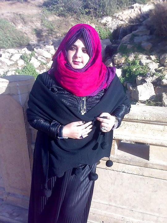 9P Hijab Arab beauty