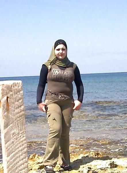 9P Hijab Arab beauty