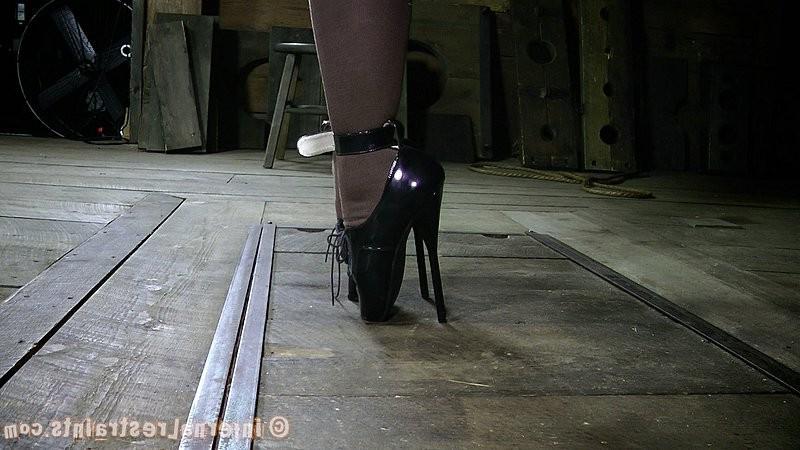 16P Nicki Blue curly blonde bound in chains with her pussy in spread