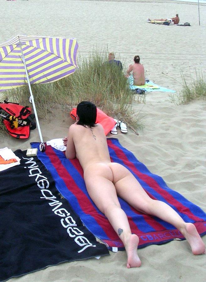 15P No chick at the nude beach is hotter than this one