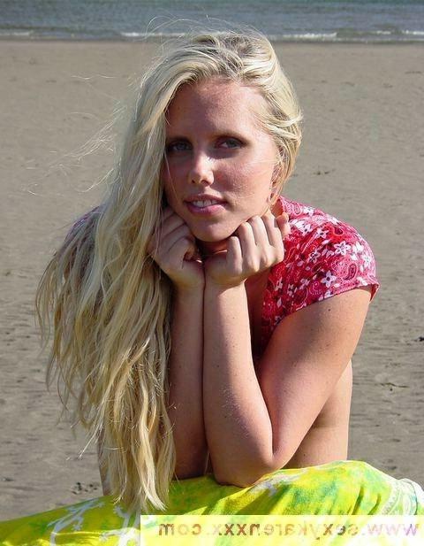 16P Karen Fisher Stripping At The Beach