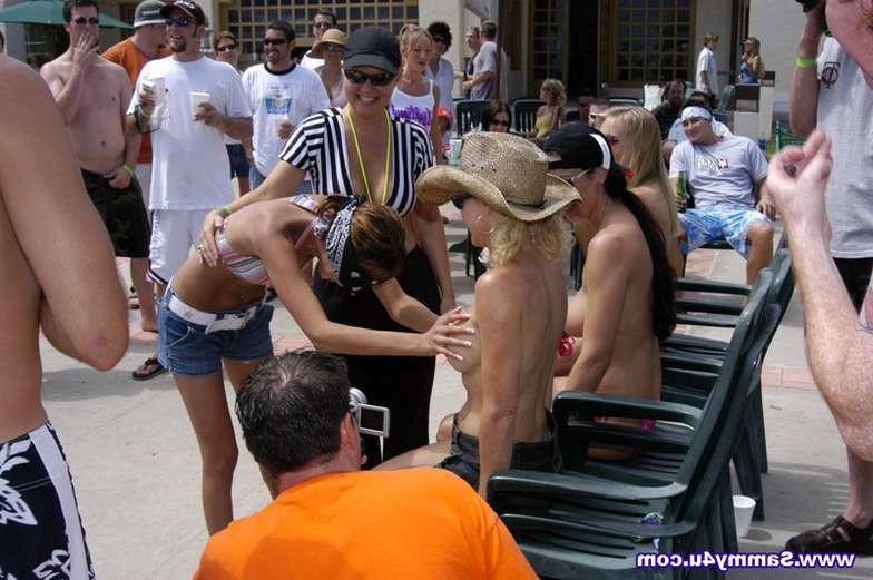 16P Beach Party