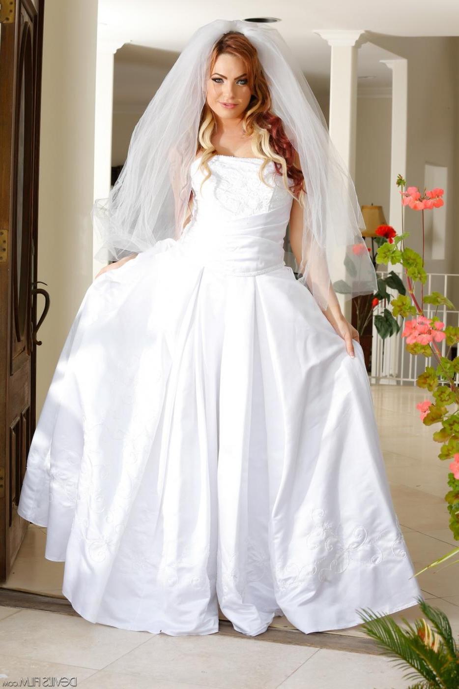 16P Amazingly hot bride Bailey Blue is taking off her white dress and having incredi