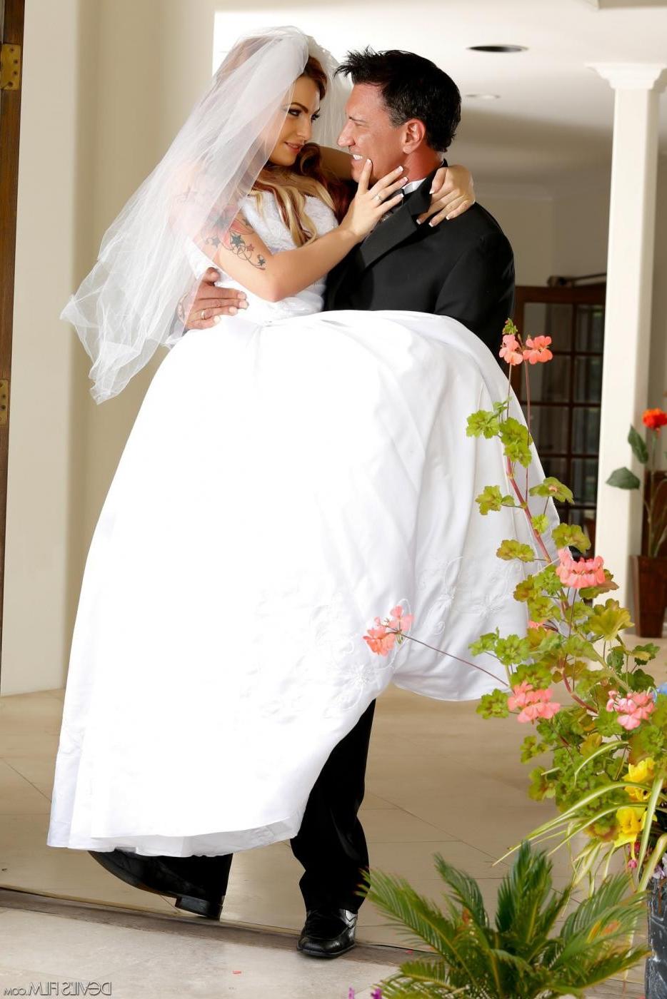 16P Amazingly hot bride Bailey Blue is taking off her white dress and having incredi