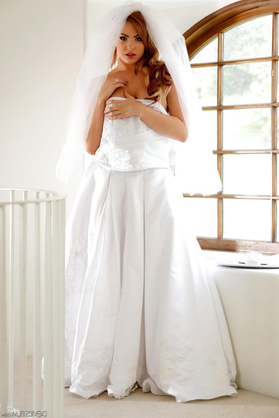 16P Amazingly hot bride Bailey Blue is taking off her white dress and having incredi