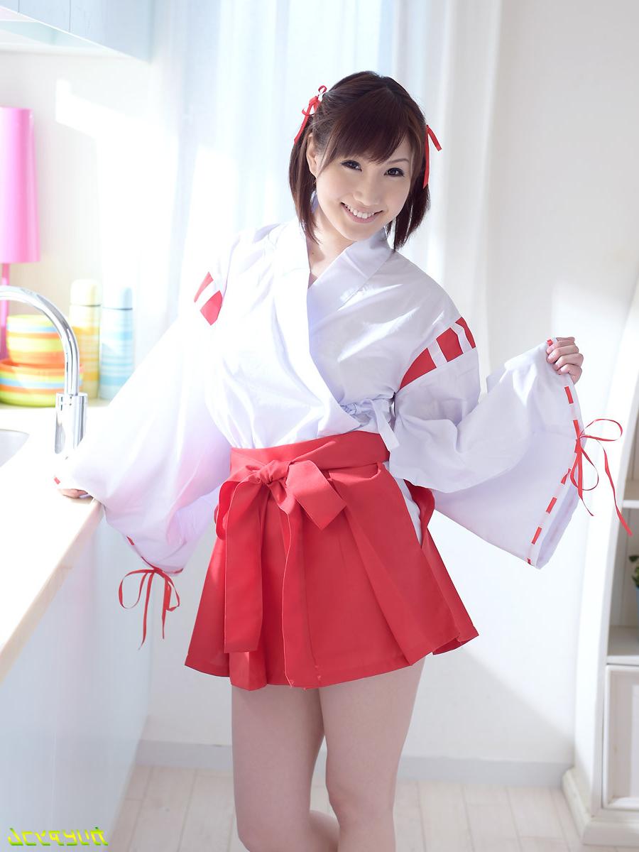 25P Busty Japanese Nurse Loves The Dick