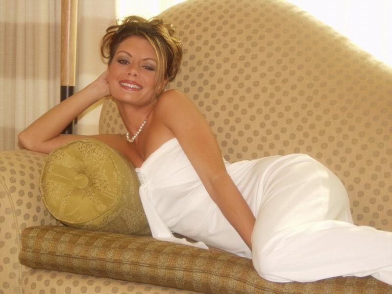 15P Crissy Moran flashes her sweet pussy through a white summer dress