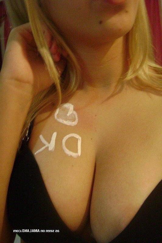 14P Selection of heavy-chested girlfriends teasing their lovers