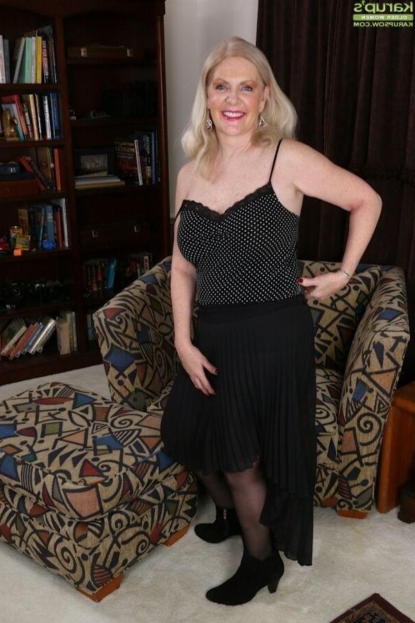 15P Judy Mayflower busty mature blonde in pantyhose strips