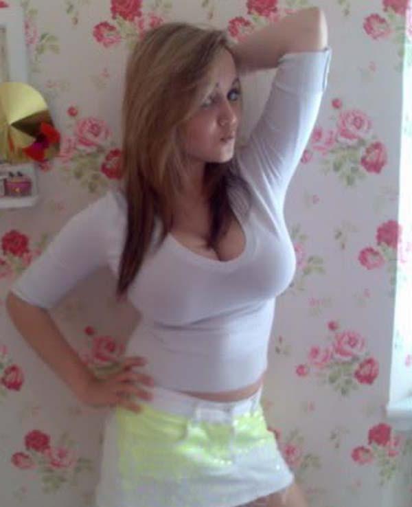 4P Collection of a group of amateur heavy-chested babes