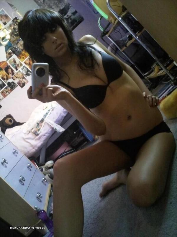 6P Nice pictures of two sexy heavy-chested honeys