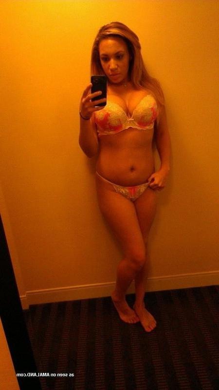 14P Hot photo compilation of sexy busty chicks posing