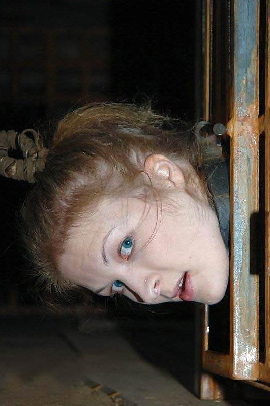 14P Blue-eyed slave