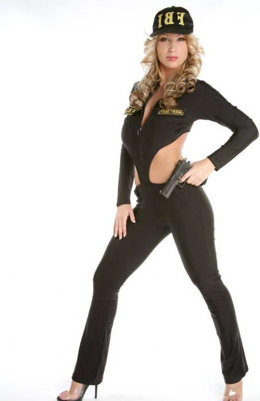 15P Sexy busty blonde cop stripping naked with a gun