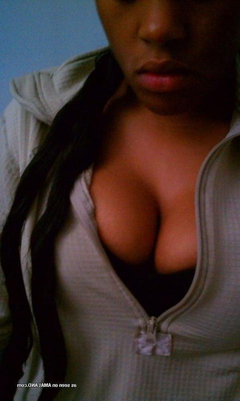 10P Compilation of sexy heavy-chested chicks posing for their BF