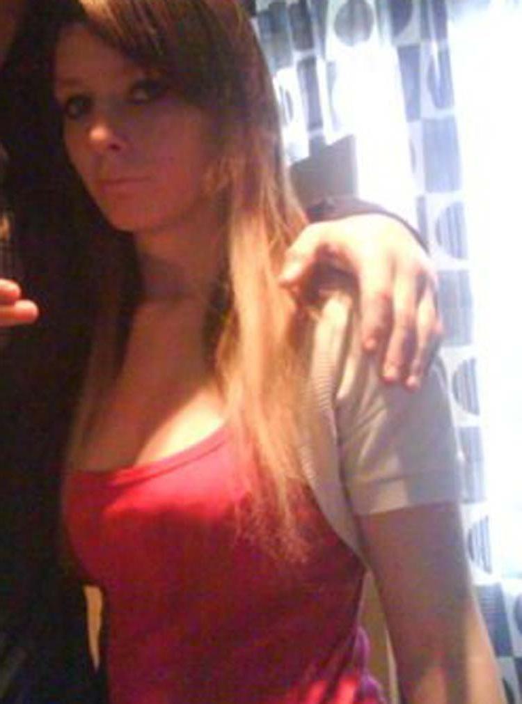 5P Nice collection of steamy hot big-chested amateur honeys