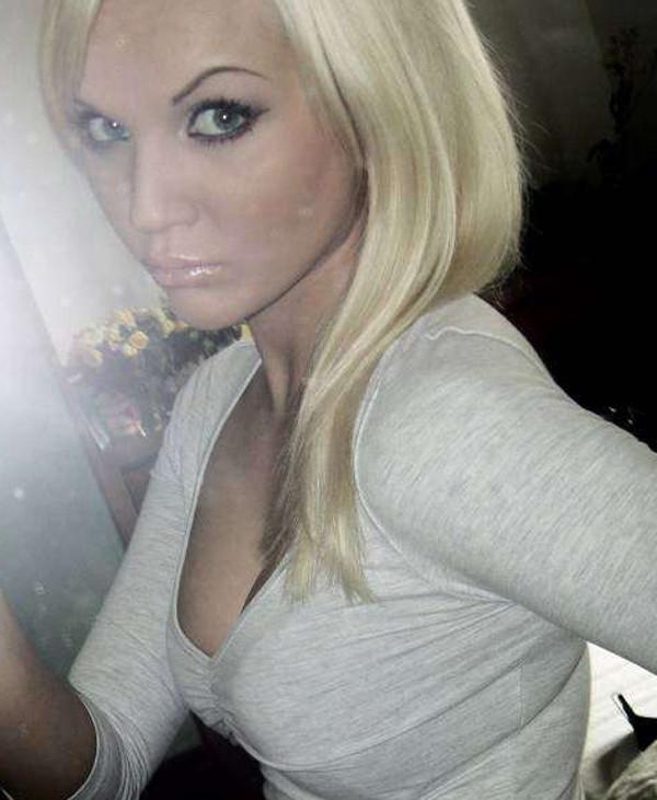 15P Photo compilation of various amateur babes