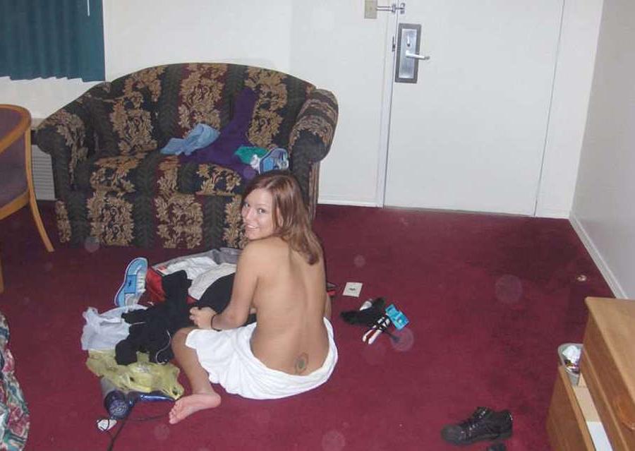 15P Picture compilation of a chick exposing her round breasts