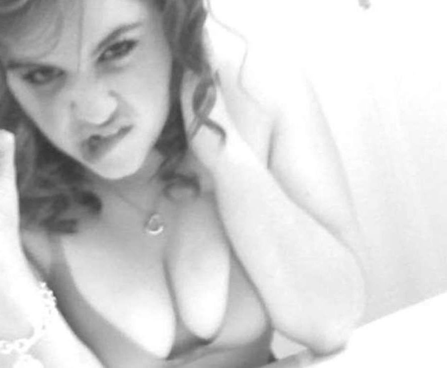 15P Picture compilation of big-tittied GFs