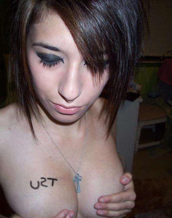 15P Picture compilation of busty girlfriends