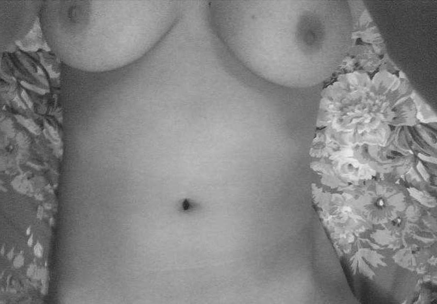 15P Picture compilation of naked amateur busty bitches
