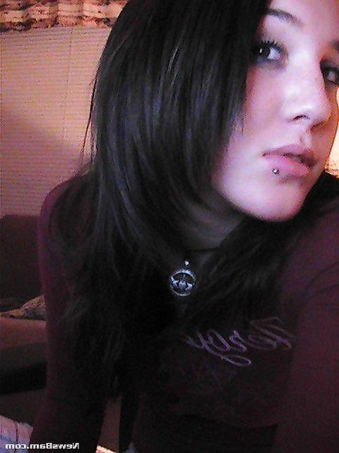 25P Amateur Selfshot 2