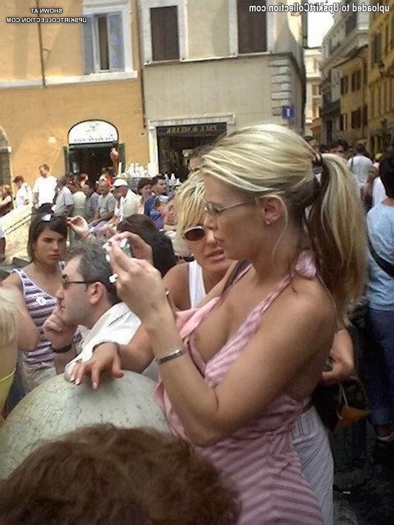 15P Get mind blowing downblouse and sideblouse pics