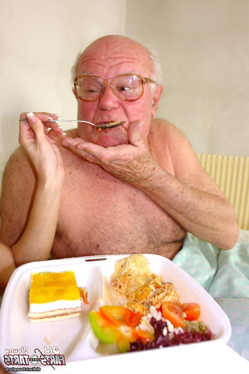 12P Grandpa fucking the food delivery girl after he had dinner