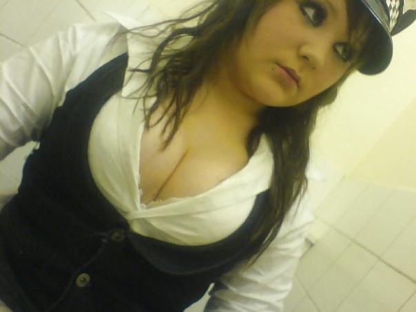 15P Teens on Toilets 5