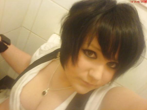 15P Teens on Toilets 5