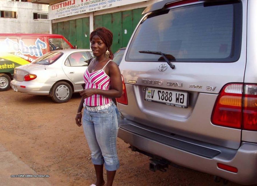 16P Compilation of ebony bombshells flaunting their juicy asses