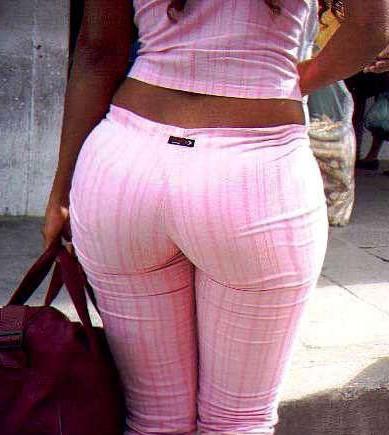 16P A compilation of ebony babes showing off their sexy butts