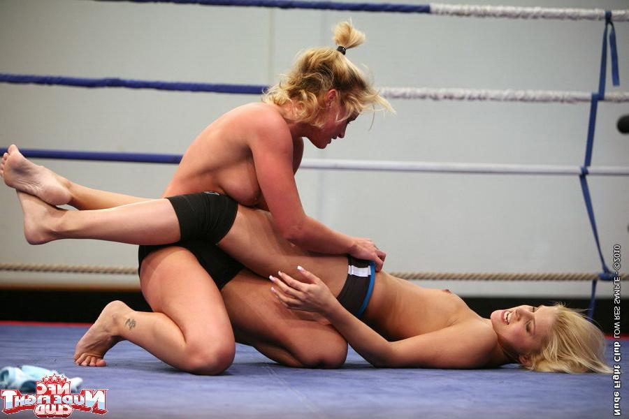 16P Kathia Nobili in bitches fight with blonde lesbian