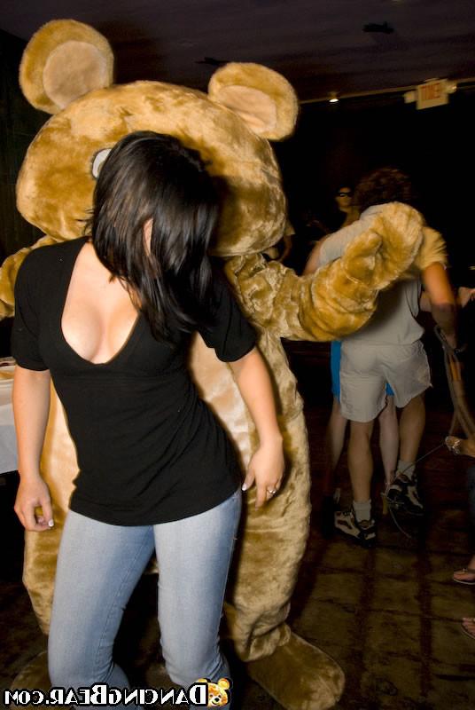 16P Girls going crazy for stripper cock