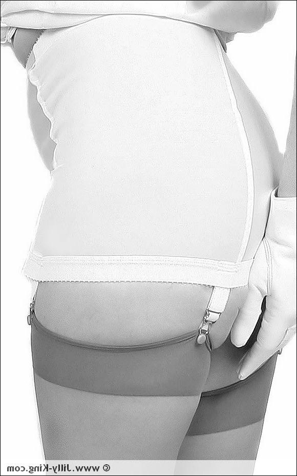 15P Blonde mature Jilly King in stockings