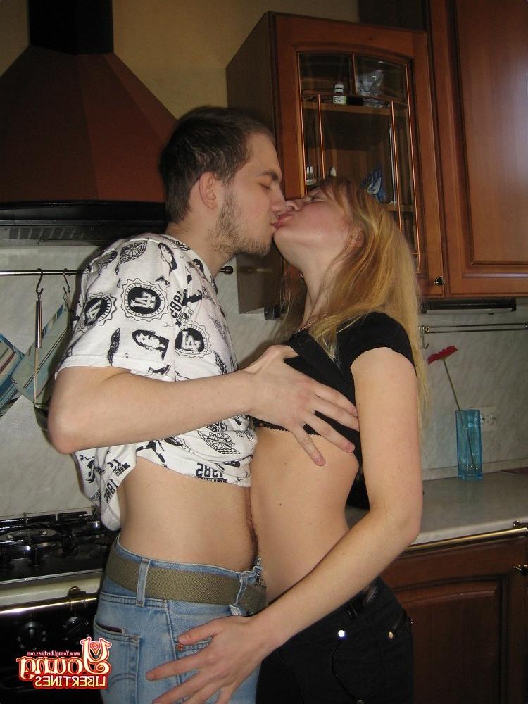 16P Blonde hot teen whore screwing and blowing nasty lucky guy