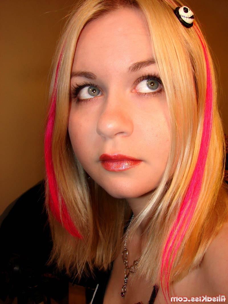 16P Busty blonde teen goth