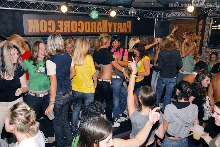 16P Horny drunk babes fucking at hard party