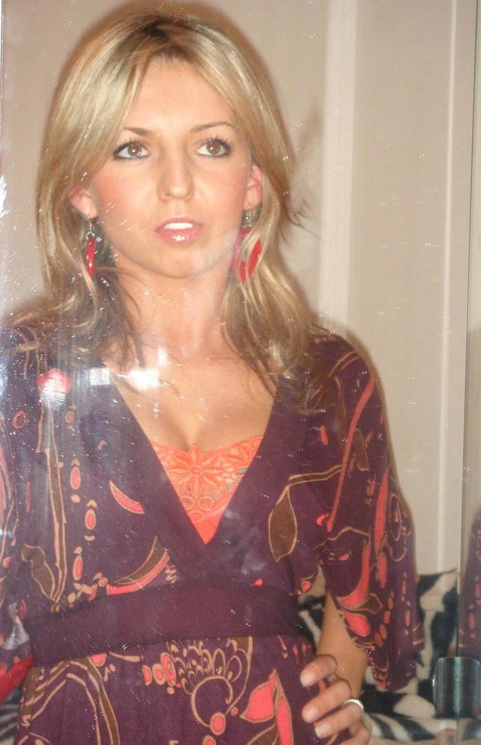 20P Amateur ex wife self shot naked pictures