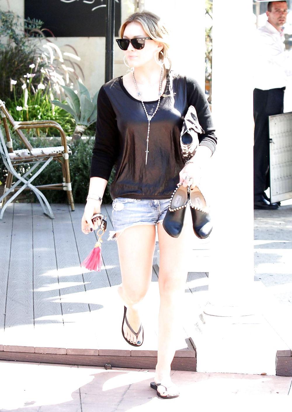 25P Hilary Duff - leggy going to lunch in Toluca Lake