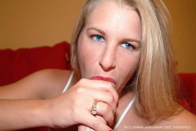 16P Girlfriend oral sex and cumshot