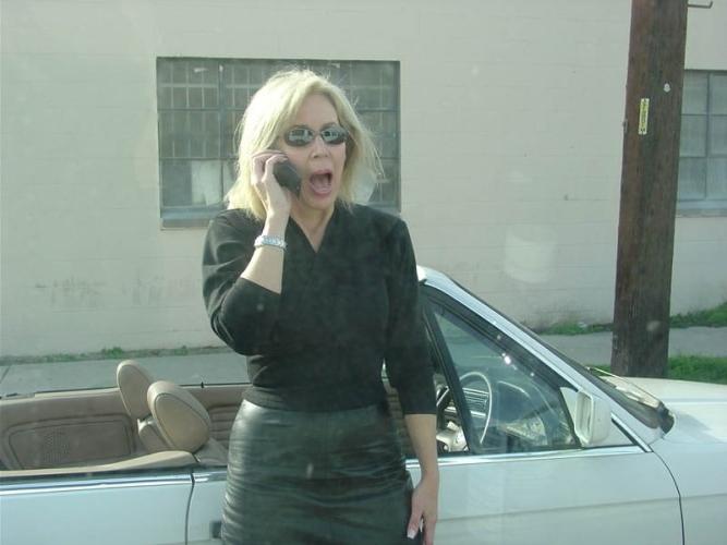 16P Mature blonde mom double cock stuffed