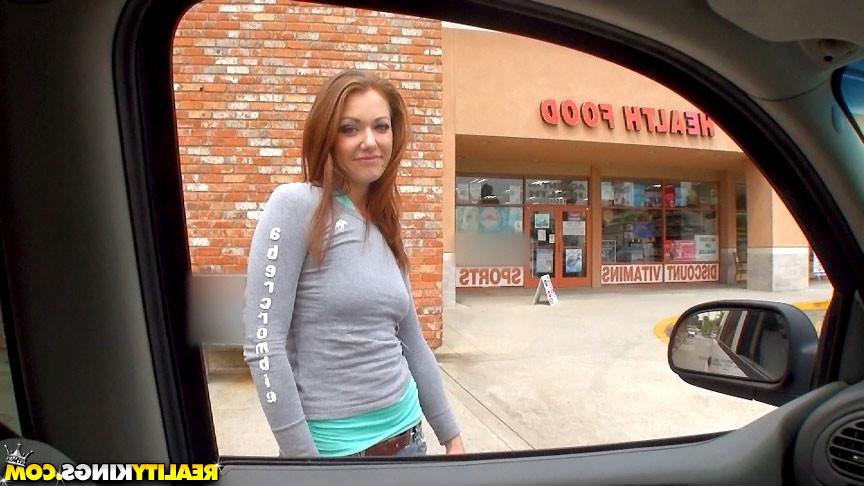 16P Sexy hot ass blue eyed amateur picked up at the train station gets her euro ass 