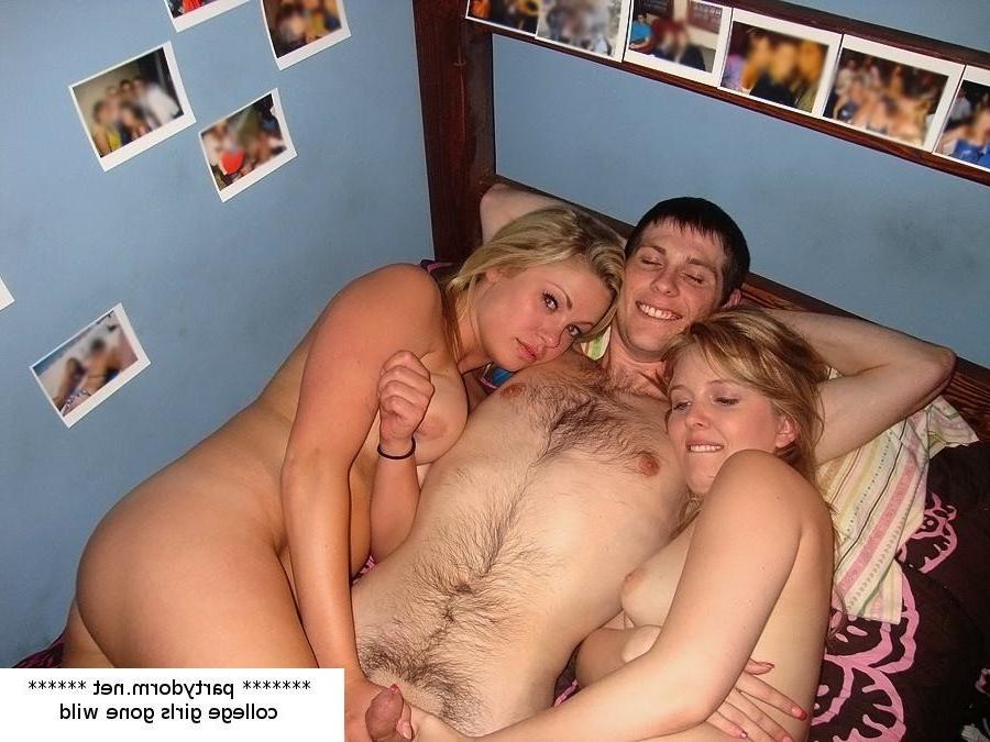 15P Sexy college girls gone wild