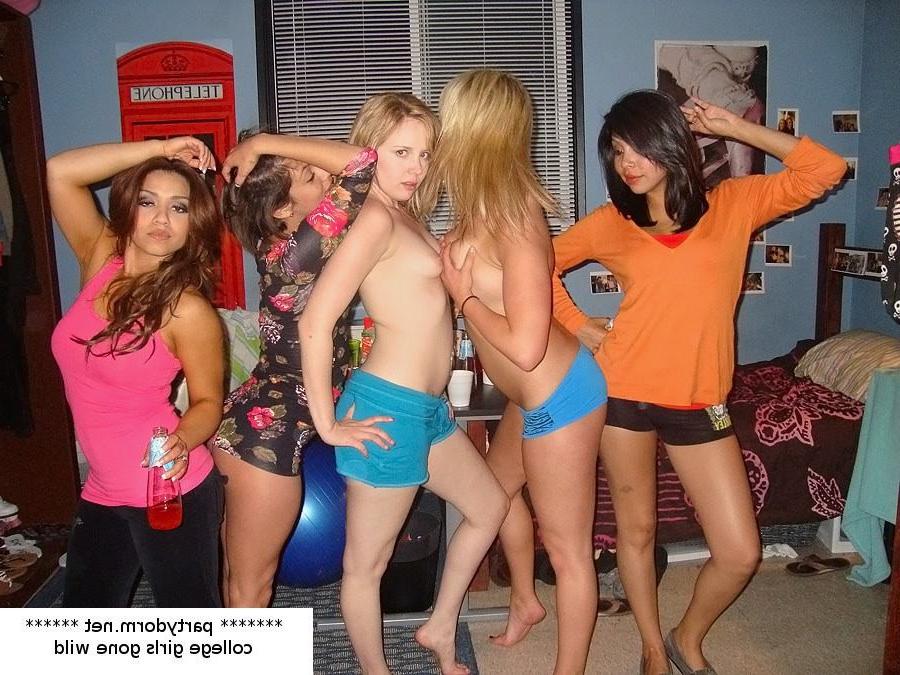 15P Sexy college girls gone wild