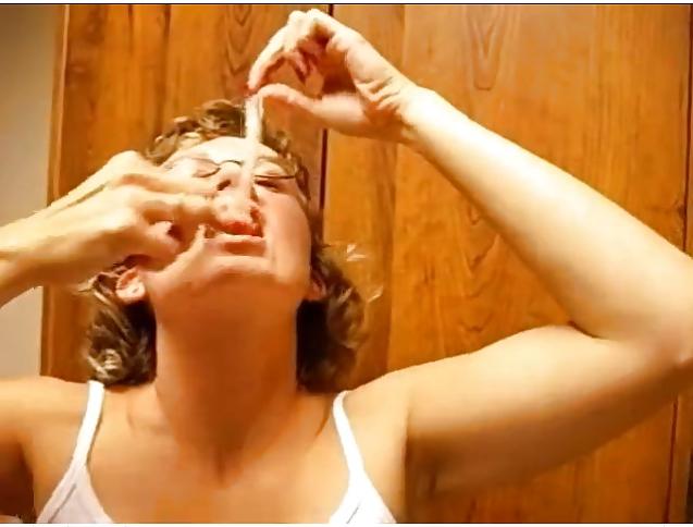 25P Condom sucking