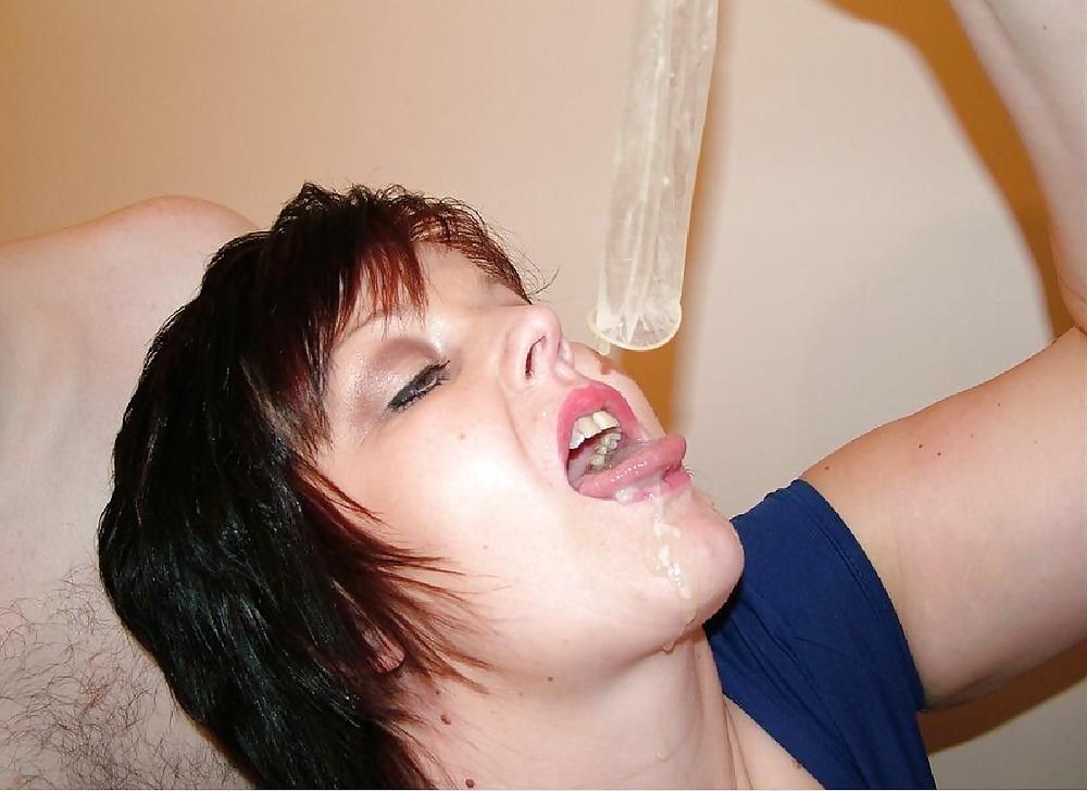 25P Condom sucking