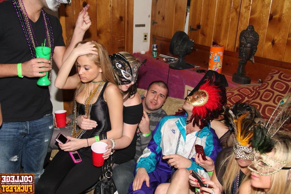 12P Drunk college sluts get crazy at the Mardi Gras Party