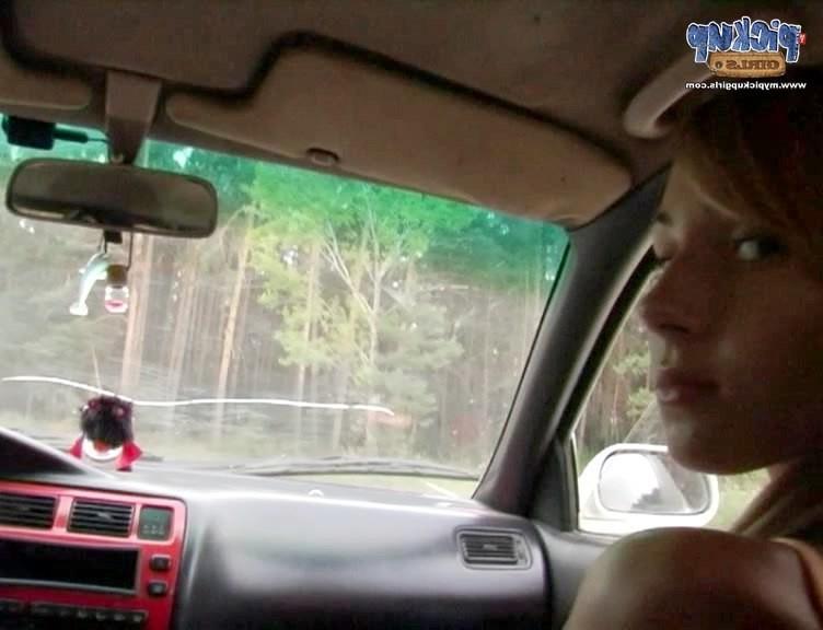 8P Tanned blonde girl strips before strange guy in the street